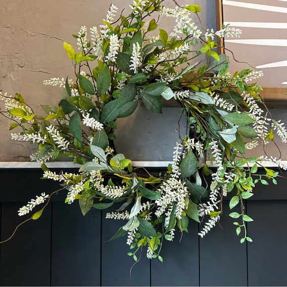 Boho Cottage-core Floral‎ Spring Summer Wreath Green White Grapevine Wreath - Picture 1 of 7